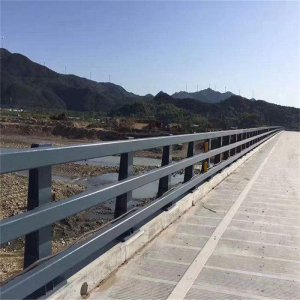 桥梁防撞护栏 黑色